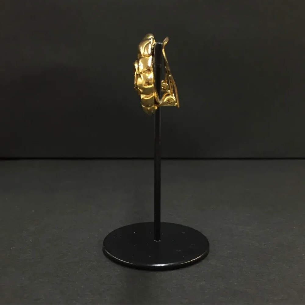 AUTH Vintage CHANEL Gold Clip Earrings - Picture 3 of 7